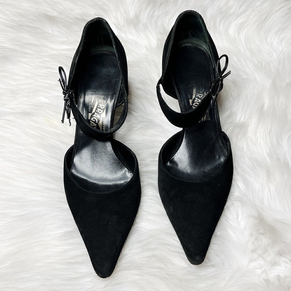 Salvatore Ferragamo Suede Pointed toe Kitten Heels Black Bow Tie Ankle Size 9.5